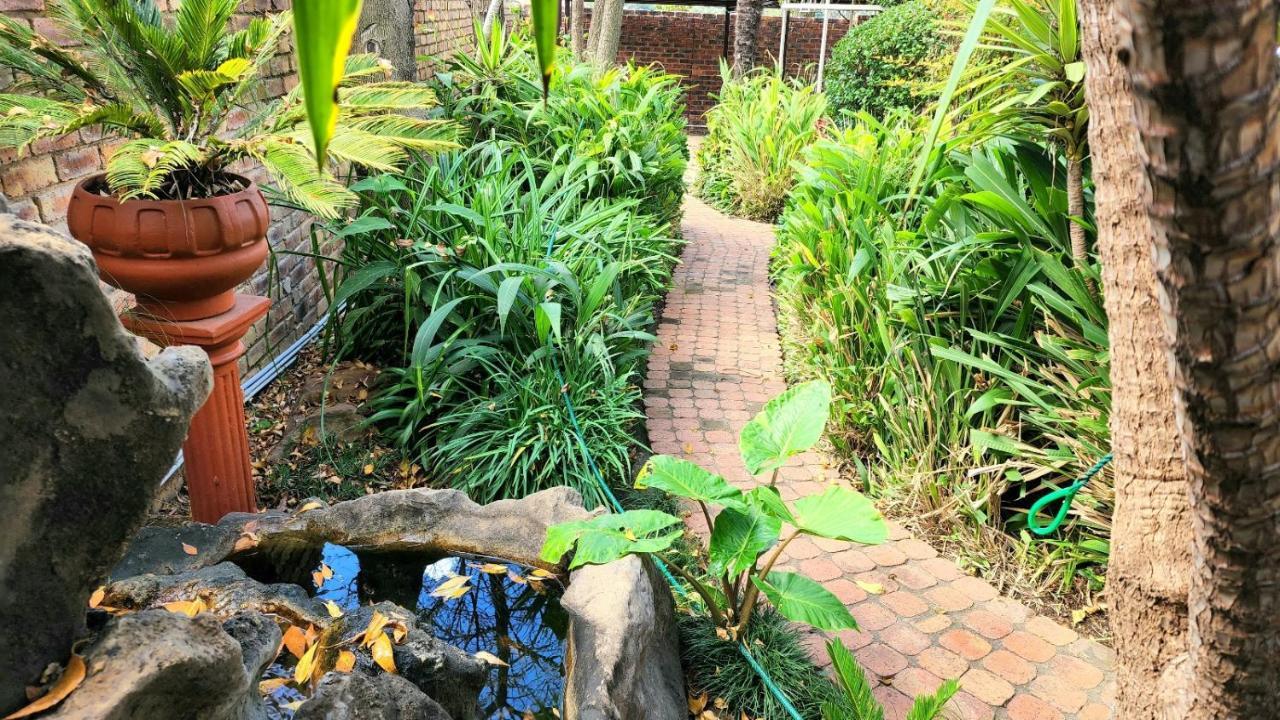 Lavender Villa No Loadshedding Kempton Park Exterior photo